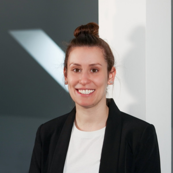 Sophia Sauer, Stellvertretende Personalleiterin