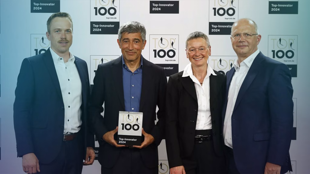 Ranga Yogeshwar ehrt INRO Elektrotechnik für Innovationsleistungen